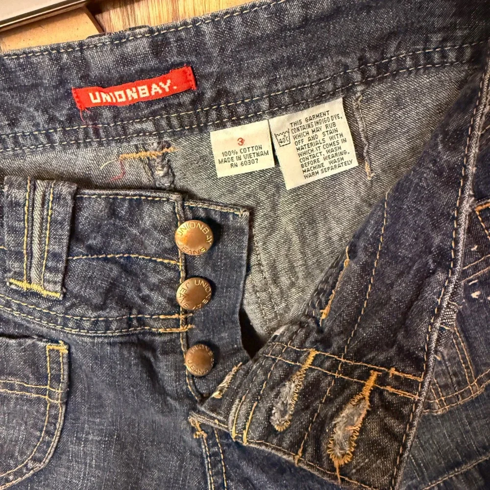 Blue Y2K Grunge McBling Denim Shorts Unionbay Womens 3 Low Rise Indie Sleaze